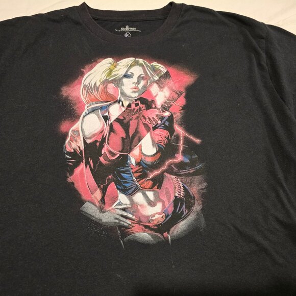 Six Flags Harley Quinn Womens T Shirt XL Black Crop Top Gently Used Short Sleeve - Picture 8 of 12